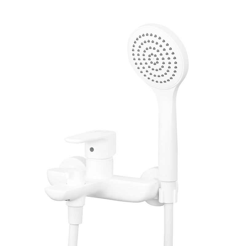 Смеситель для ванны GROSS AQUA 2155297MW Evo белый матовый