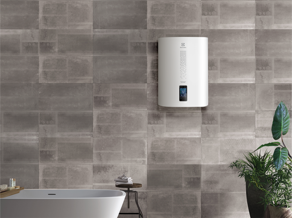 Водонагреватель Electrolux SmartInverter 30 EWH 